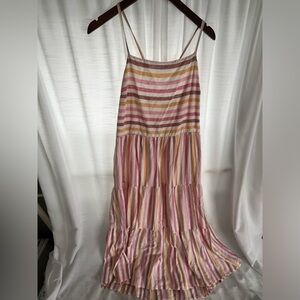 Linen-Blend Tie-Back Tiered Maxi Dress